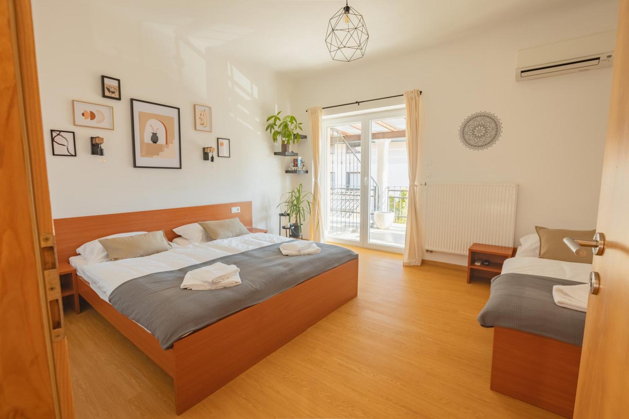 Vila Klara Apartments Ljubljana Luaran gambar