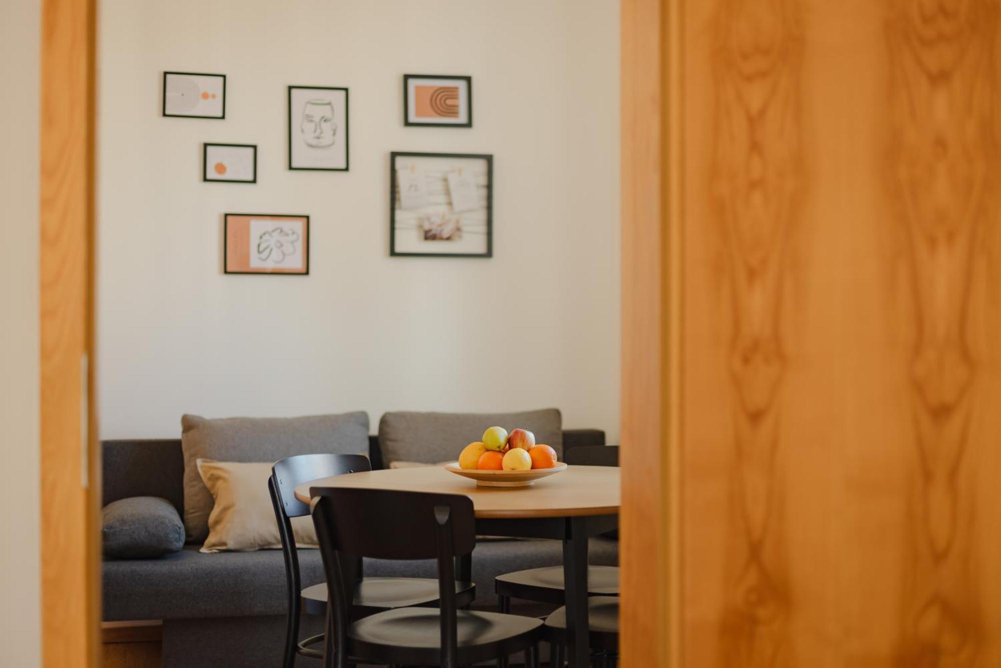 Vila Klara Apartments Ljubljana Luaran gambar