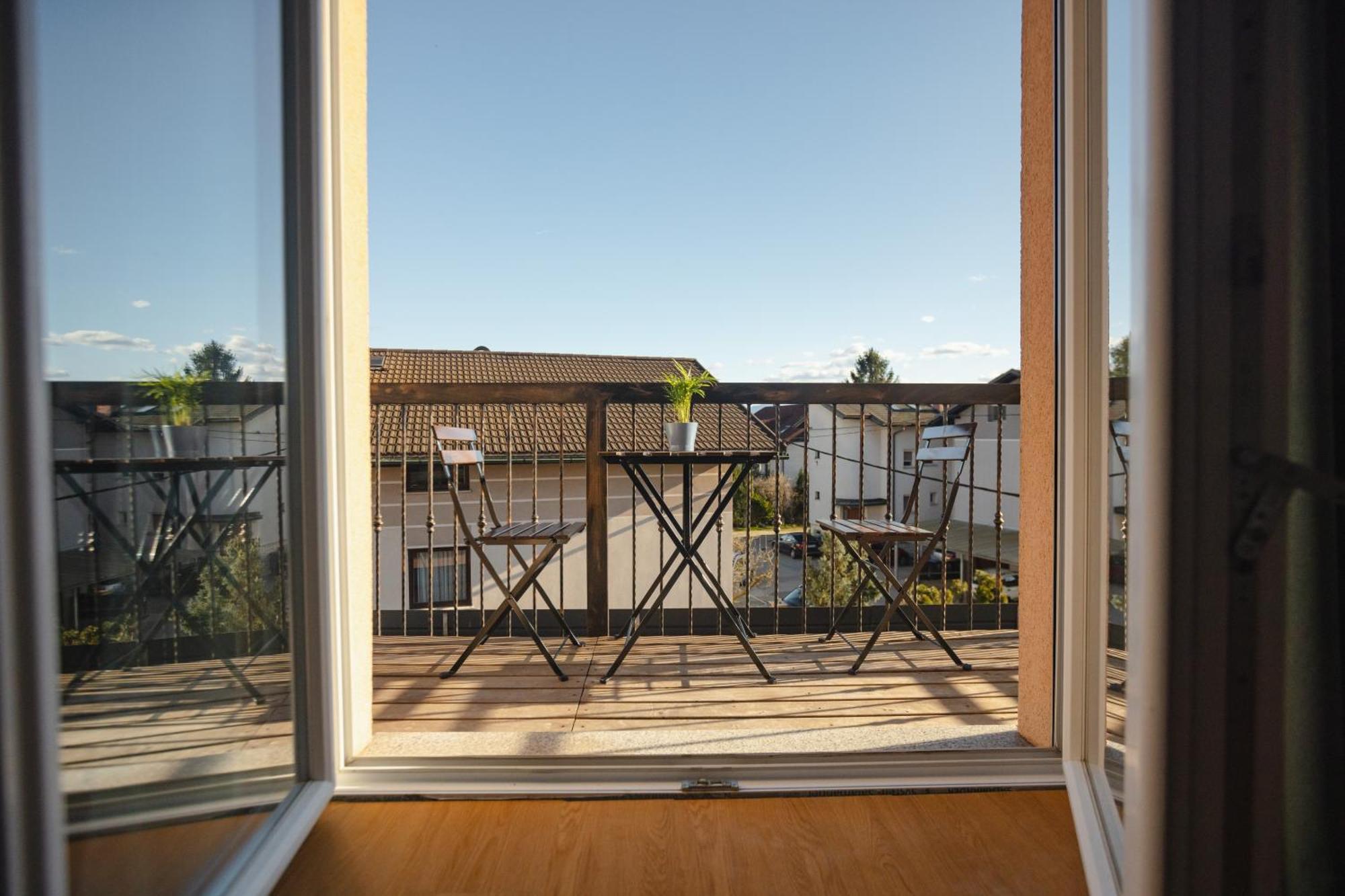 Vila Klara Apartments Ljubljana Luaran gambar